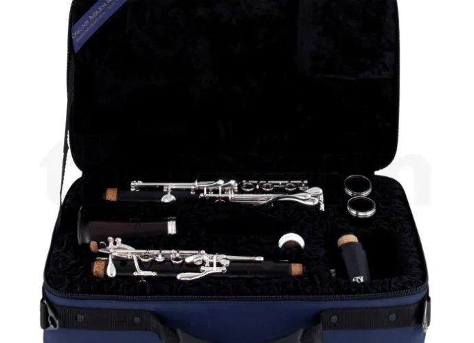 Clarinete Oscar Adler & Co